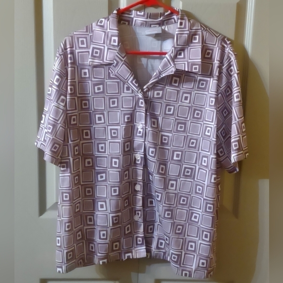 Blair Women's Top Button up Short Sleeve Shirt Blouse Size Large - Picture 3 of 6